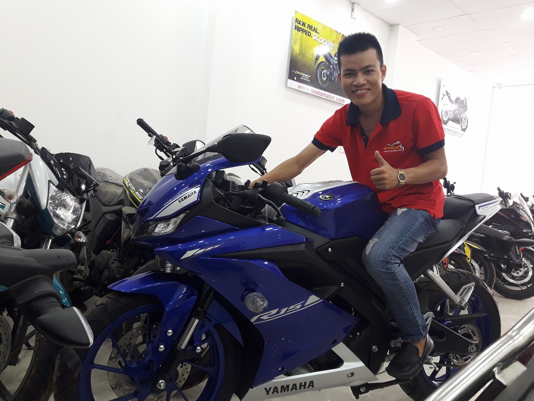 Yamaha R15 V3 2017 nhập khẩu Indo - 3